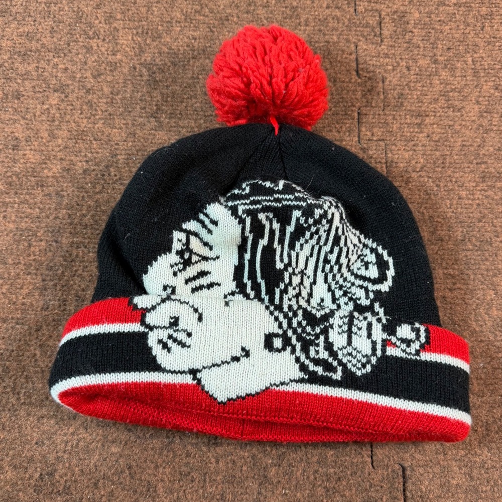 CCM Chicago Blackhawks Knit Beanie Hat Pom Cuffed Black Red NHL Hockey One Size